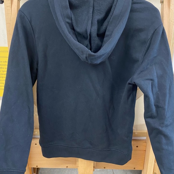Sweater/Hoodie - Picture 2 of 3